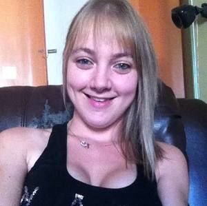 Meet your Posher, Naomie